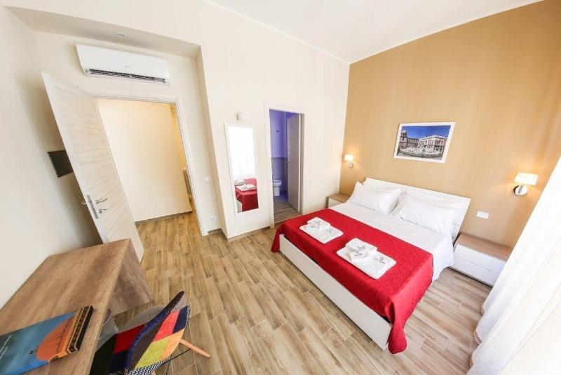 פלרמו Quinto Stabile Rooms&Suite מראה חיצוני תמונה