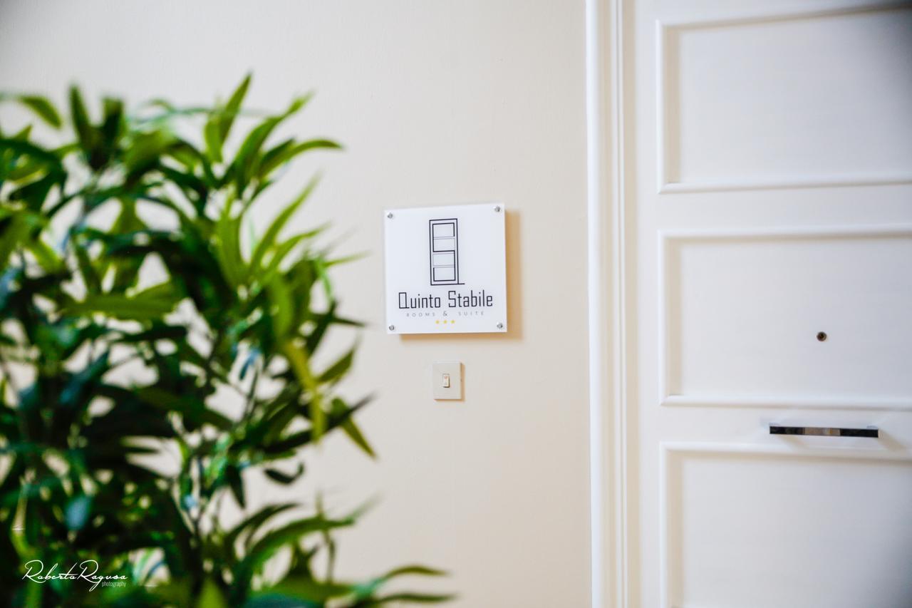 פלרמו Quinto Stabile Rooms&Suite מראה חיצוני תמונה